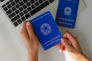 Trabalho sem carteira assinada